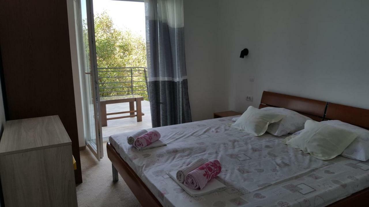 Holiday House Maretta - Apartment No 1 ลูโคโวชูการ์เย ภายนอก รูปภาพ