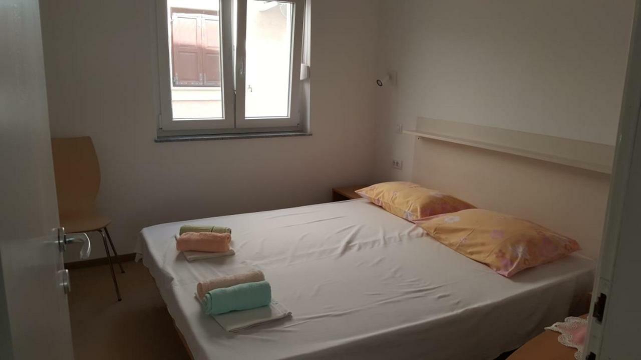 Holiday House Maretta - Apartment No 1 ลูโคโวชูการ์เย ภายนอก รูปภาพ